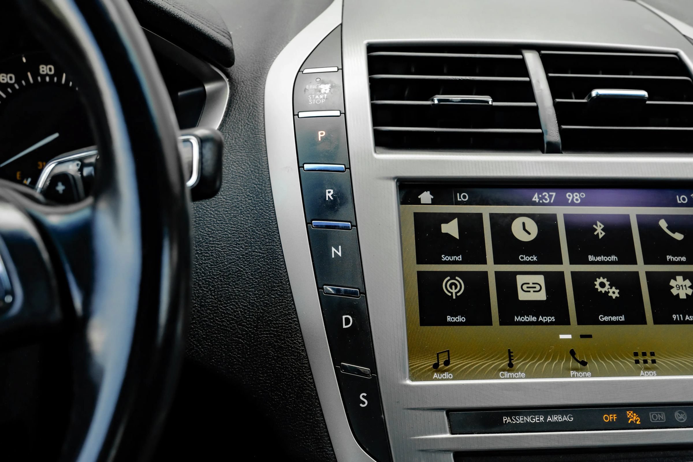 Used 2017 Lincoln MKZ Premiere FWD image 30