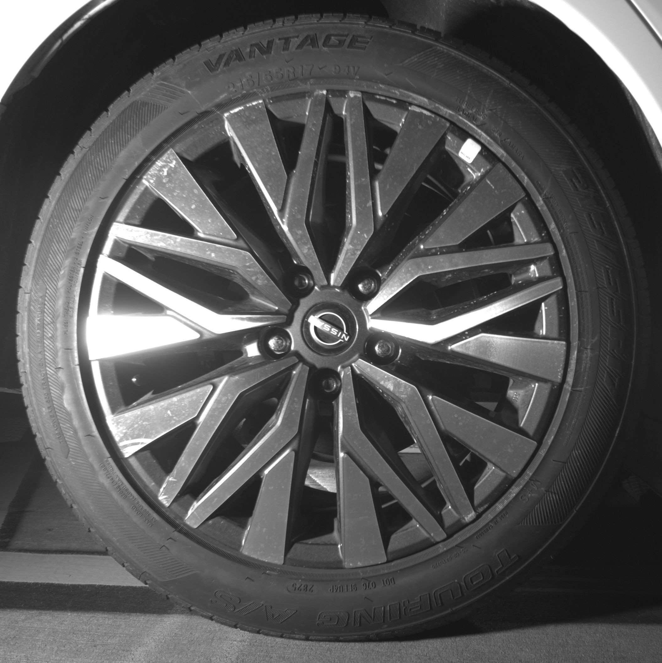 Used 2025 Nissan Altima 2.5 SV FWD image 15