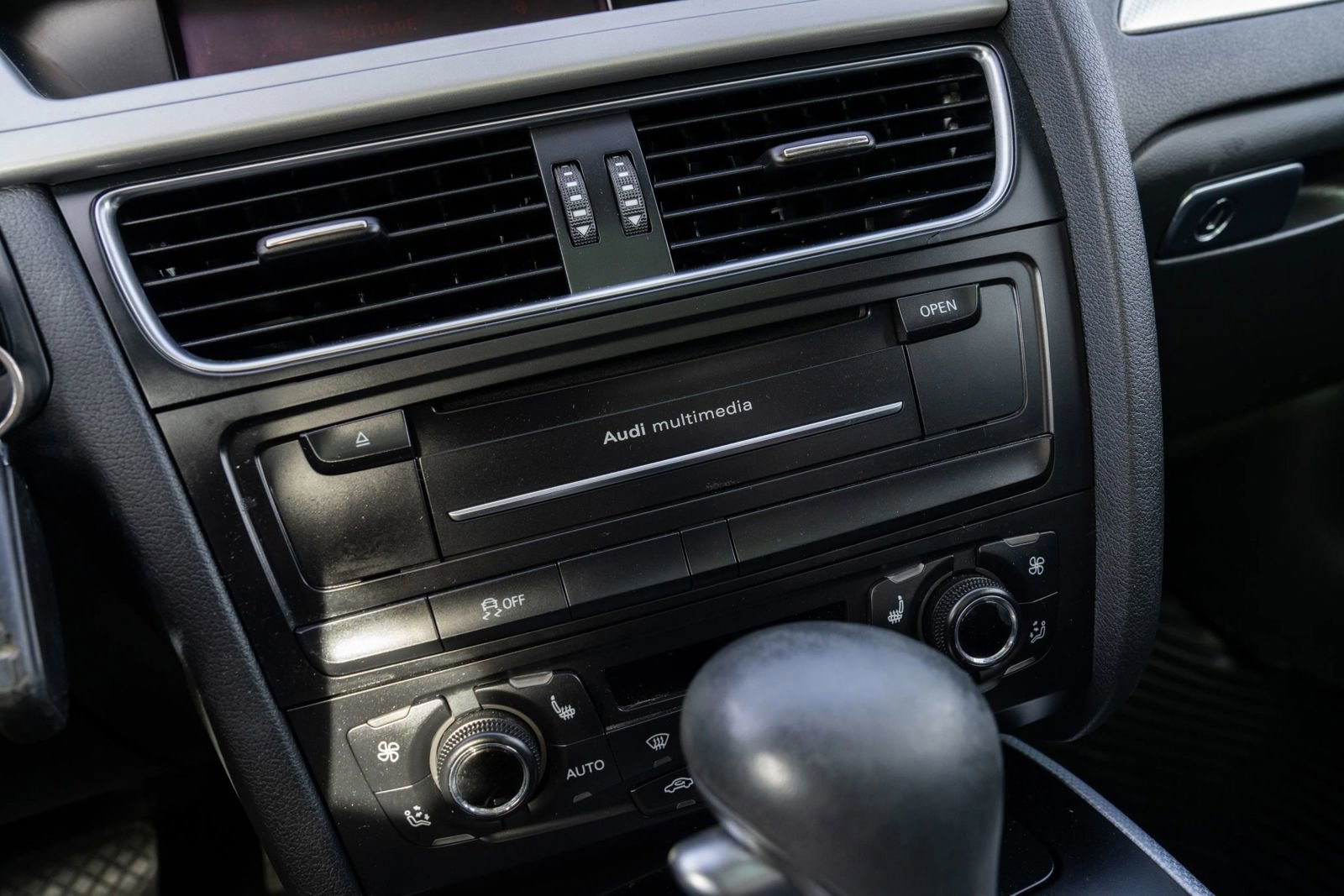 Used 2011 Audi A4 2.0T Premium Plus image 27