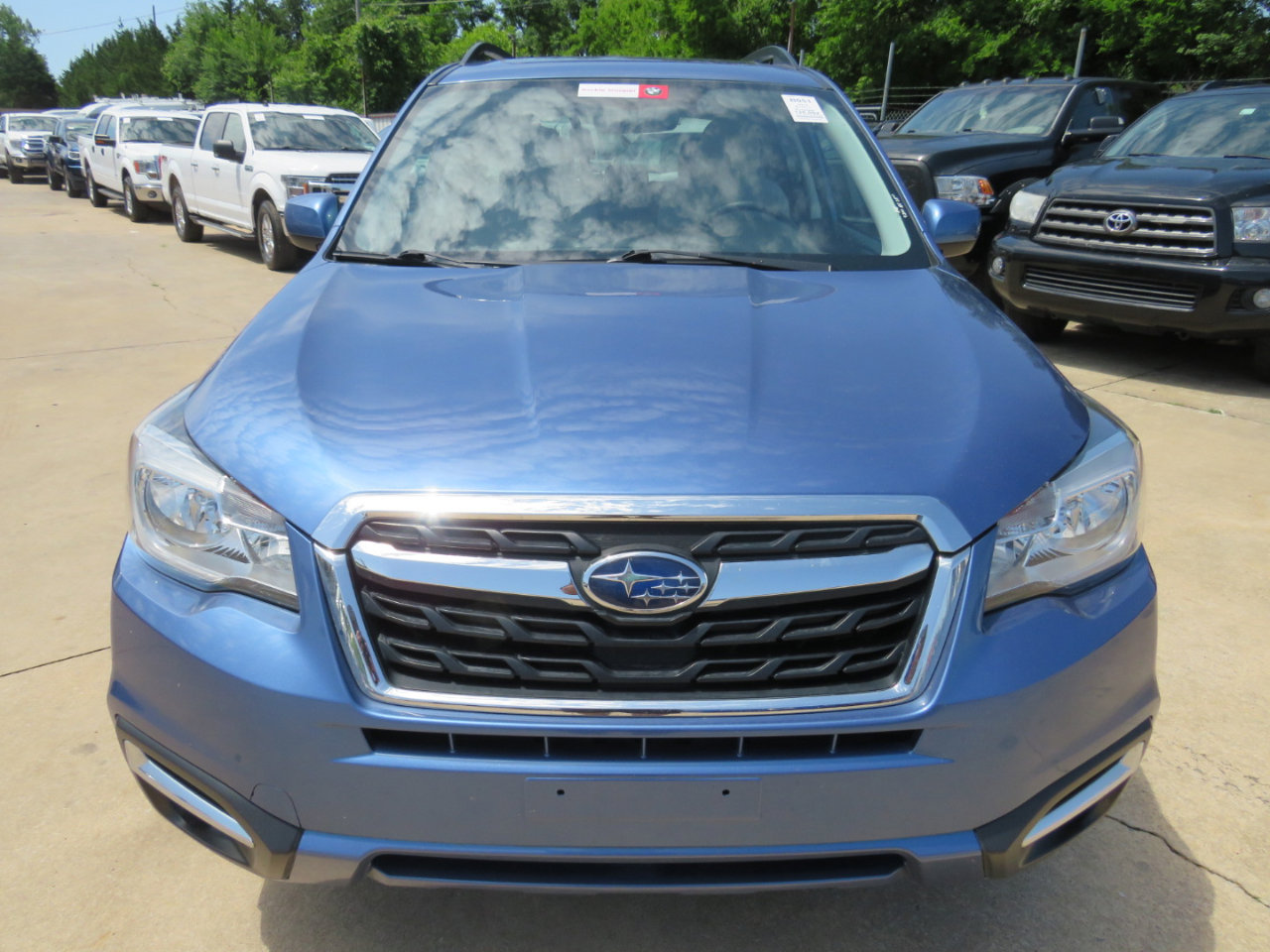 Used 2018 Subaru Forester 2.5i Premium w/ All-Weather Package image 2