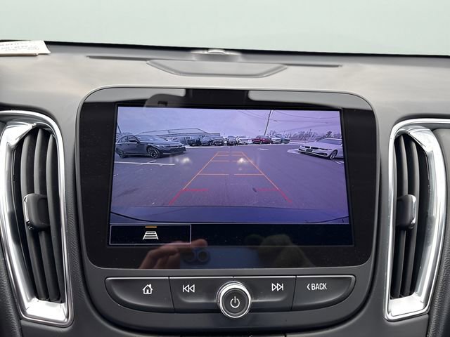 Used 2022 Chevrolet Malibu Premier FWD image 26