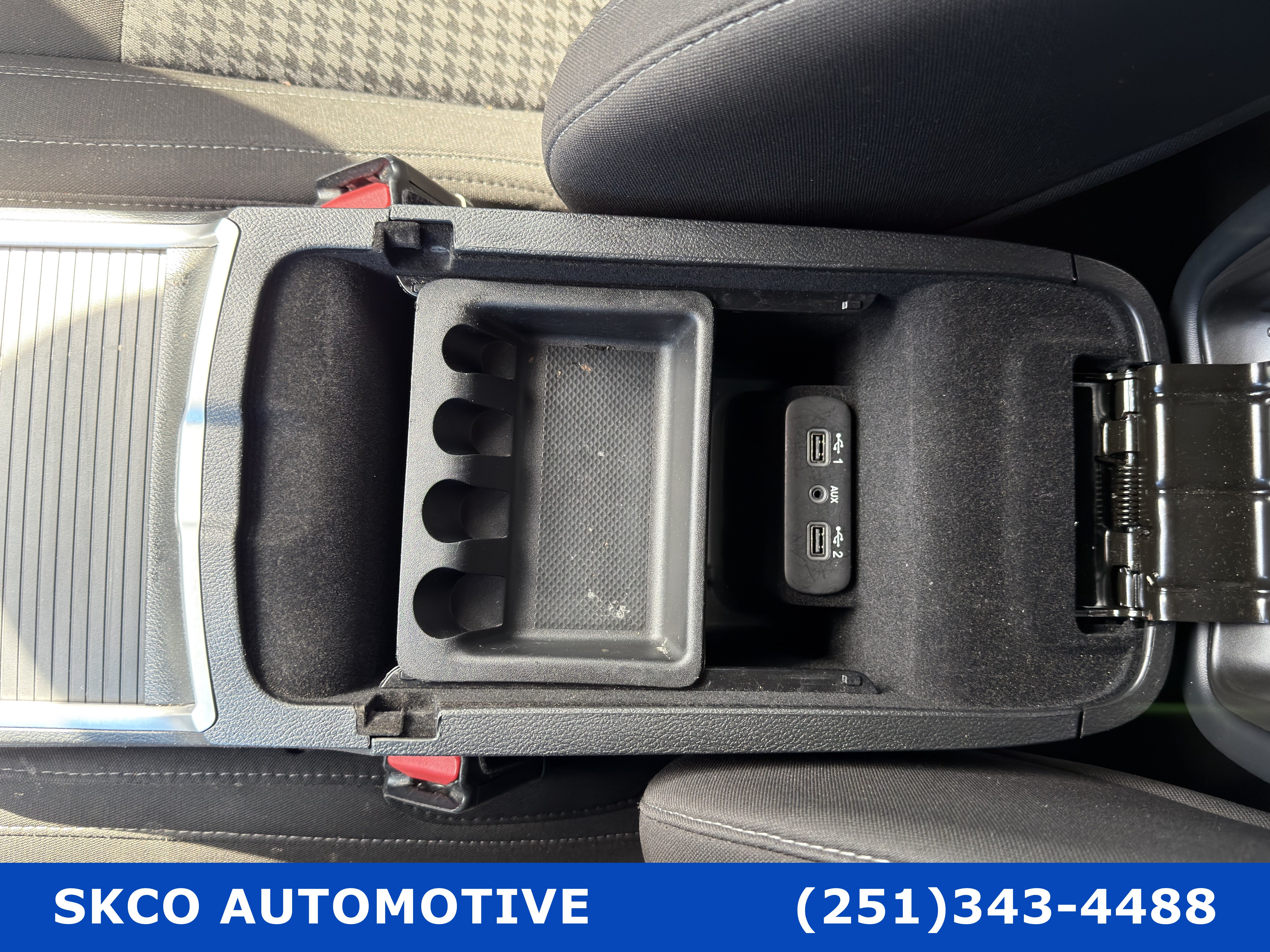 Used 2023 Dodge Charger SXT RWD image 25