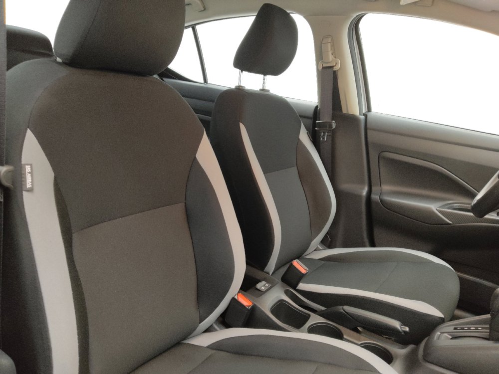 Used 2025 Nissan Versa S w/ Trunk Package image 21