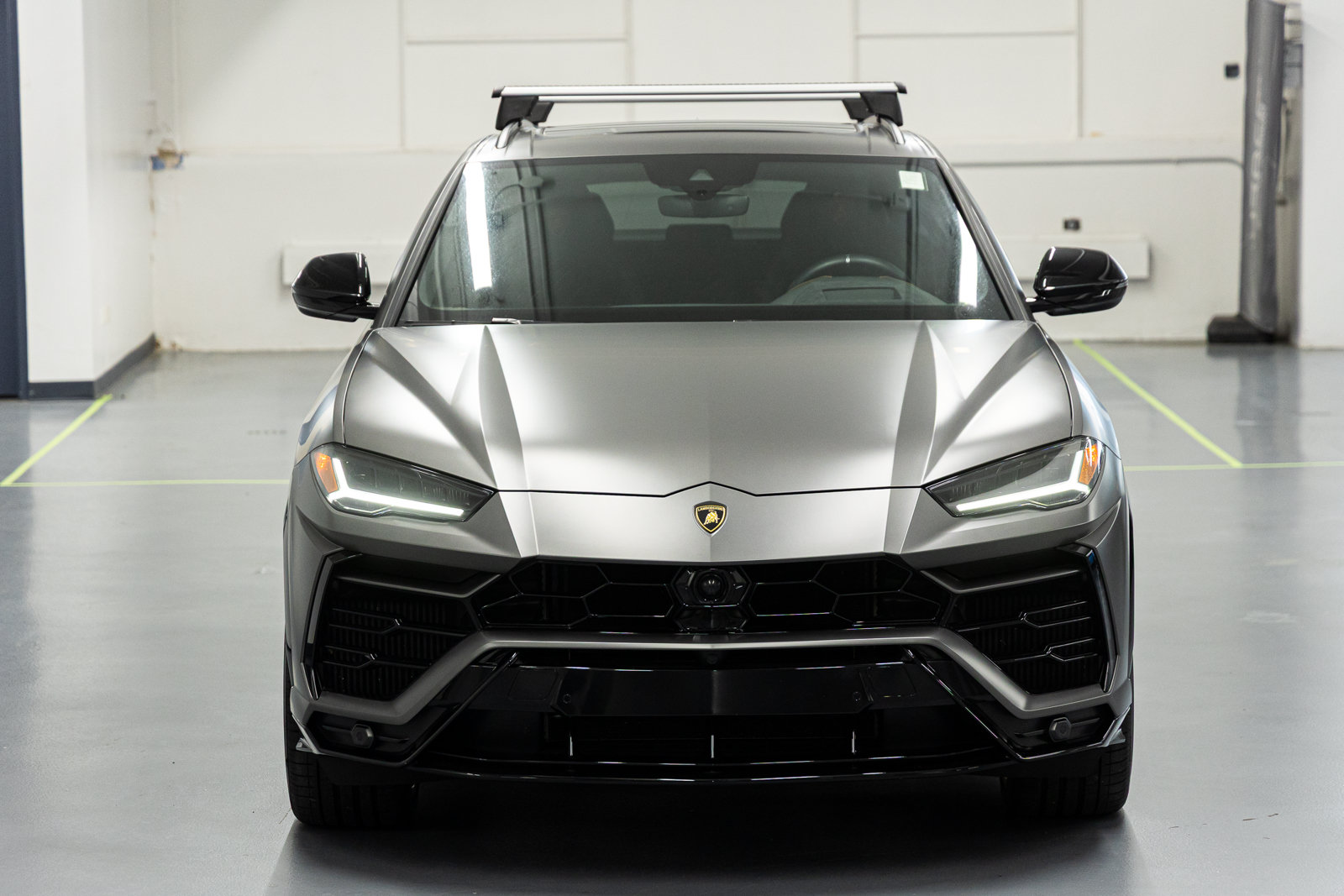 Used 2022 Lamborghini Urus AWD/4WD image 11