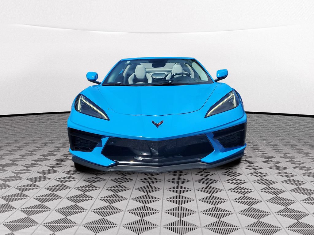 Used 2022 Chevrolet Corvette Stingray Premium Conv w/ Z51 Performance Package RWD image 2
