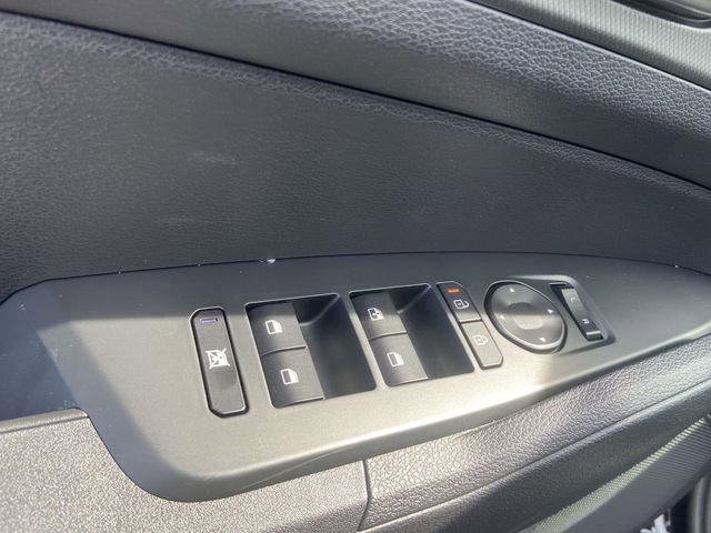 New 2026 Kia Sportage LX FWD image 12