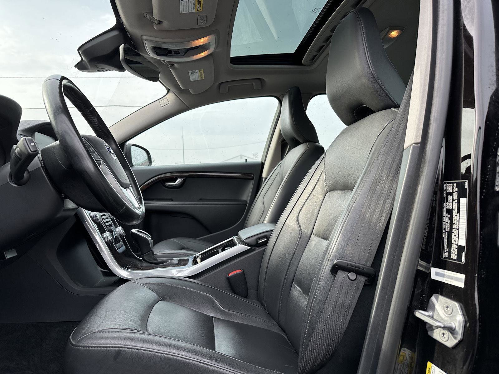 Used 2016 Volvo S80 T5 w/ Convenience Package image 11