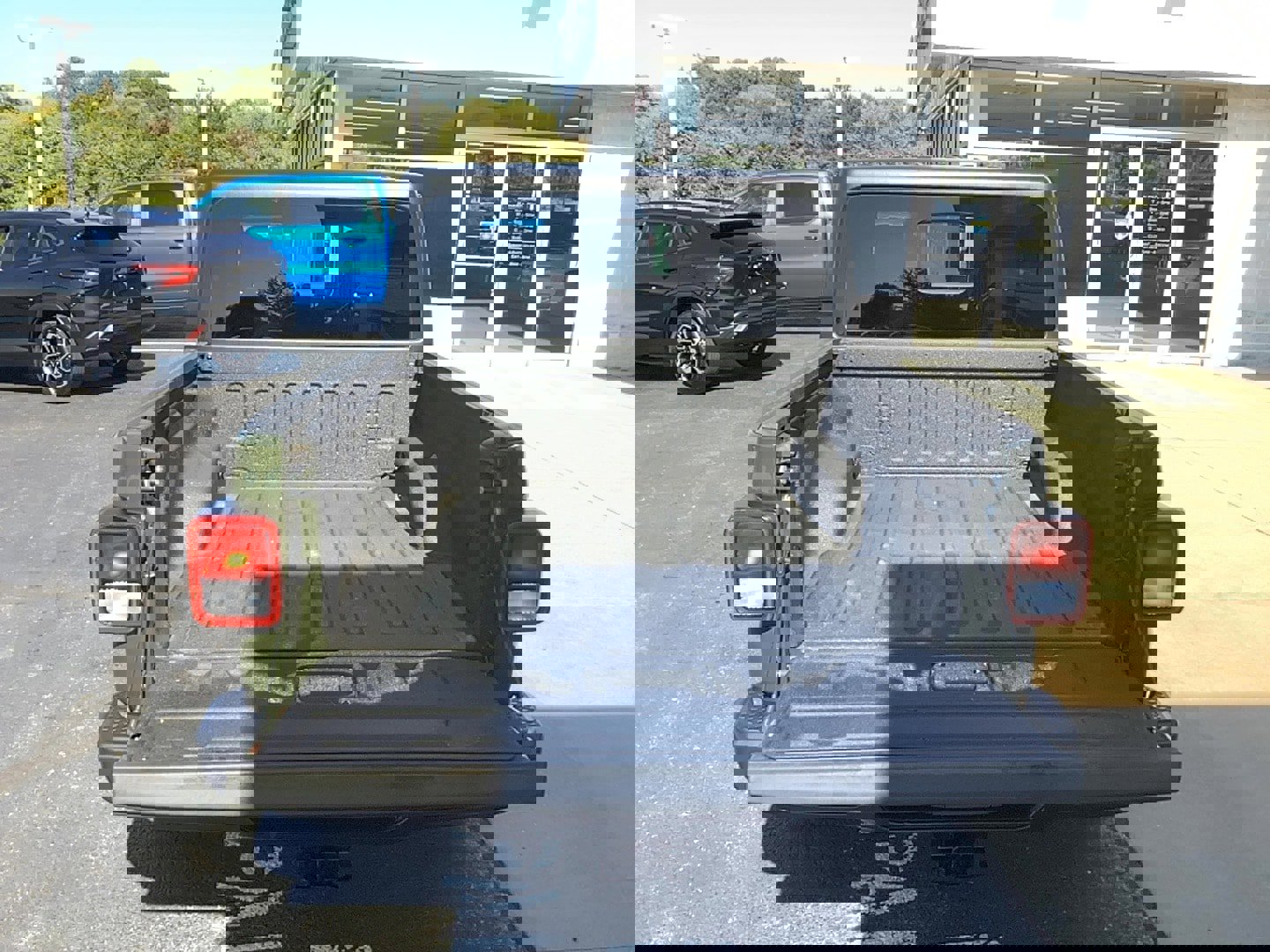 Certified 2021 Jeep Gladiator Willys image 5