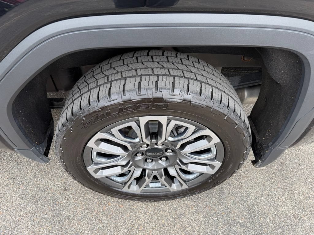 Used 2023 GMC Sierra 1500 Denali Ultimate AWD/4WD image 10