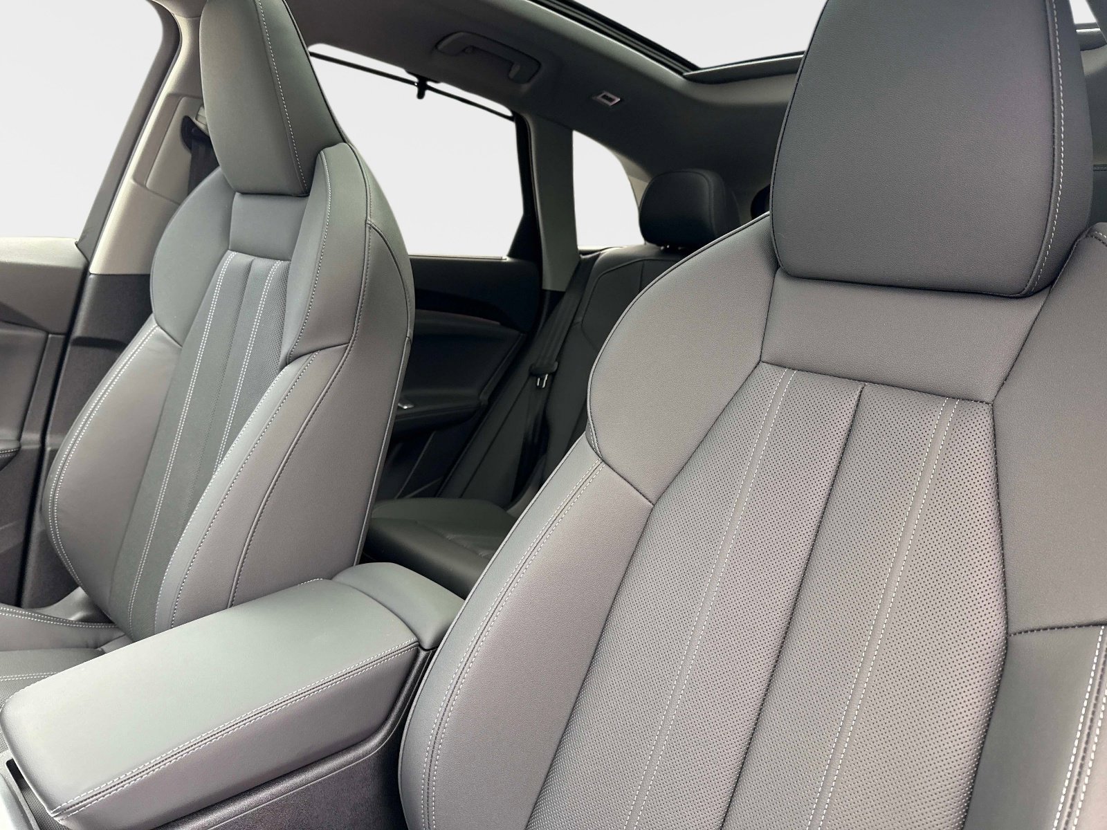 New 2026 Audi Q5 Premium Plus AWD/4WD image 20