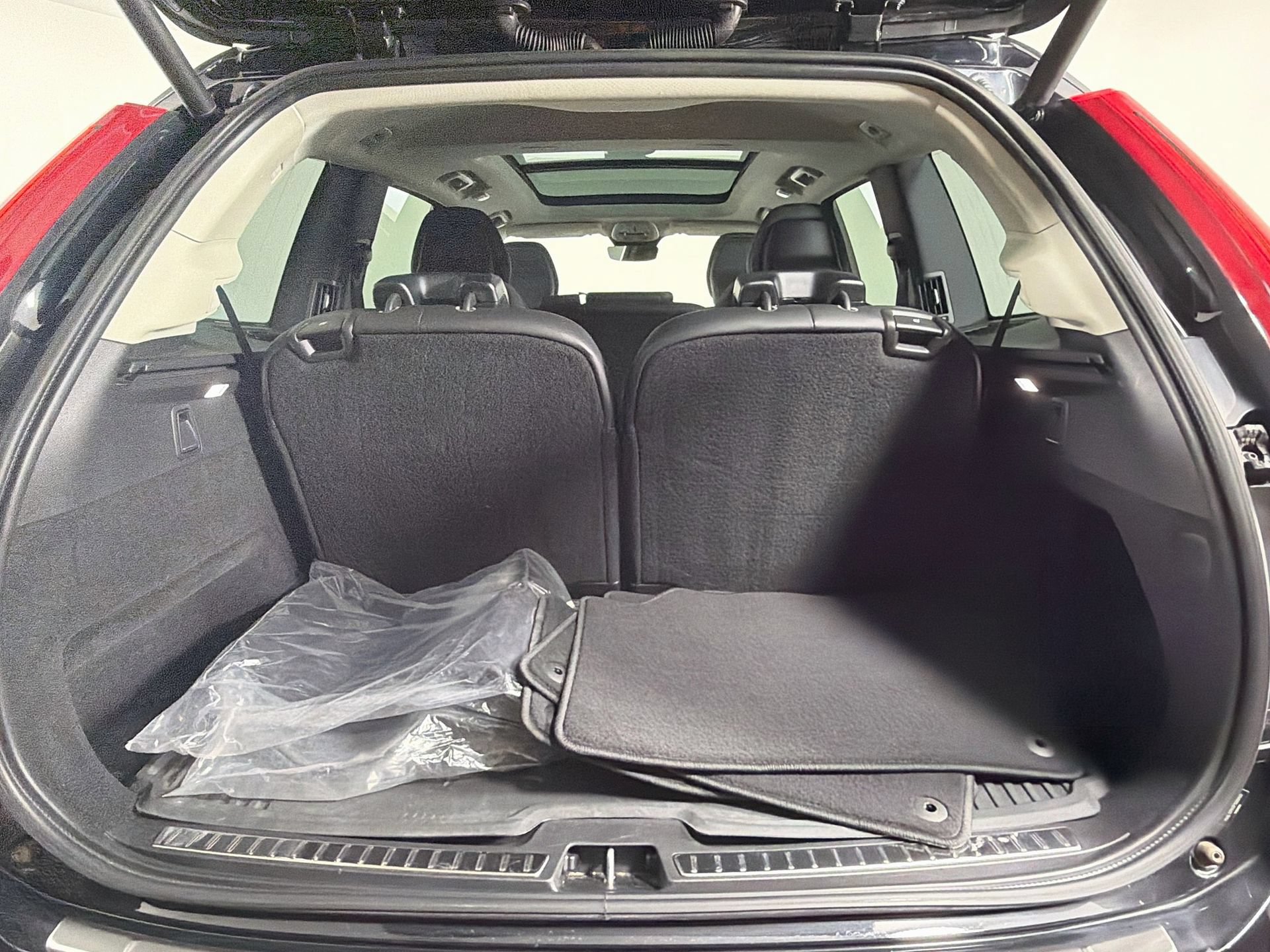 Certified 2023 Volvo XC90 B5 Core w/ Protection Package Premier AWD/4WD image 27
