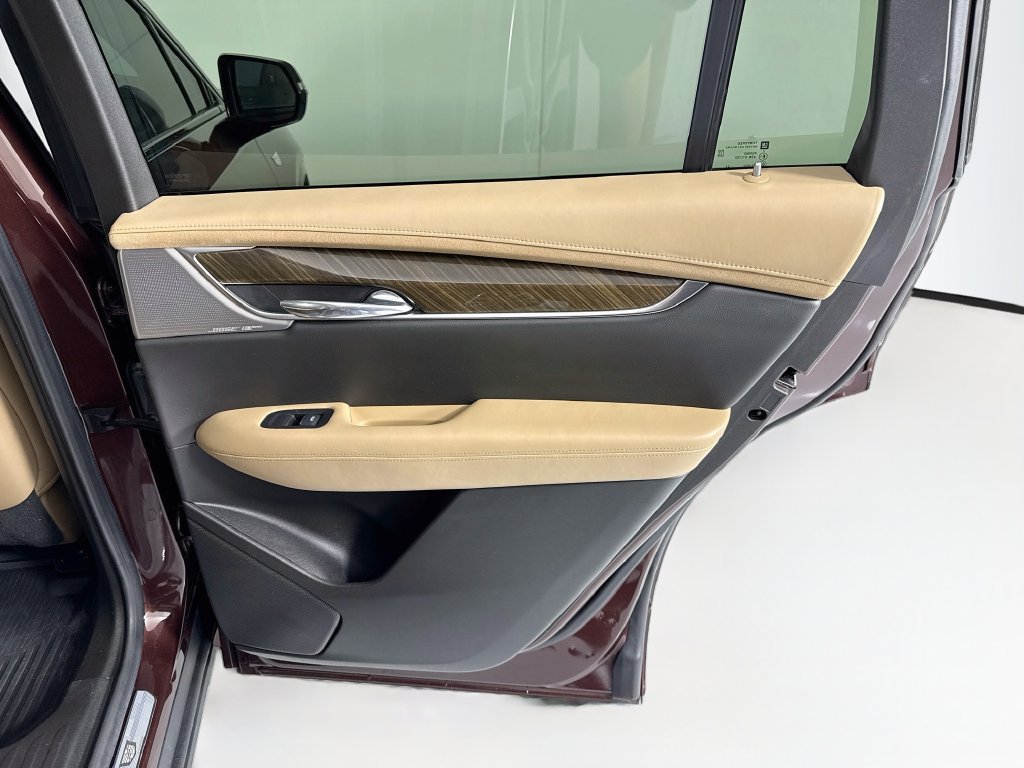 Used 2022 Cadillac XT6 Sport w/ Platinum Package AWD/4WD image 26