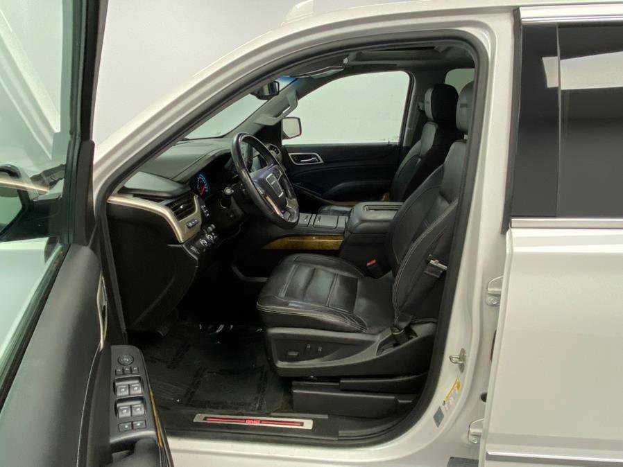 Used 2017 GMC Yukon Denali w/ Open Road Package image 20