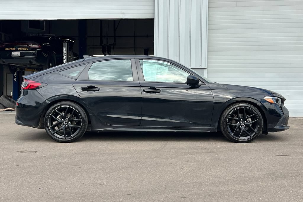 Used 2024 Honda Civic Sport image 3