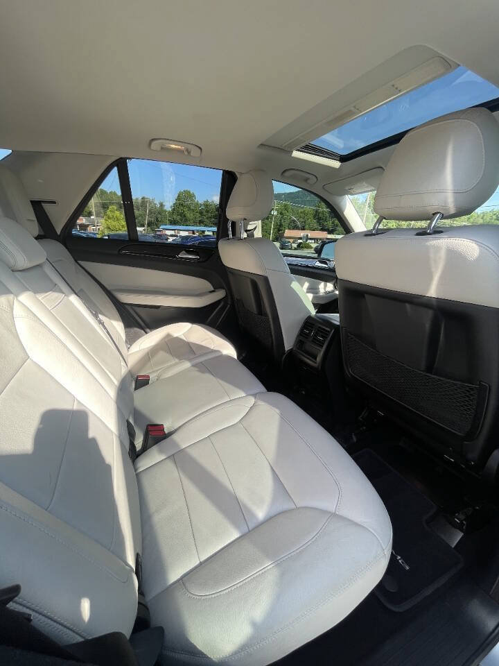Used 2017 Mercedes-Benz GLE 43 AMG 4MATIC image 18
