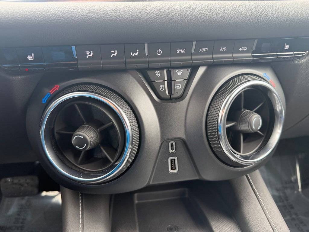 New 2026 Chevrolet Blazer LT image 13