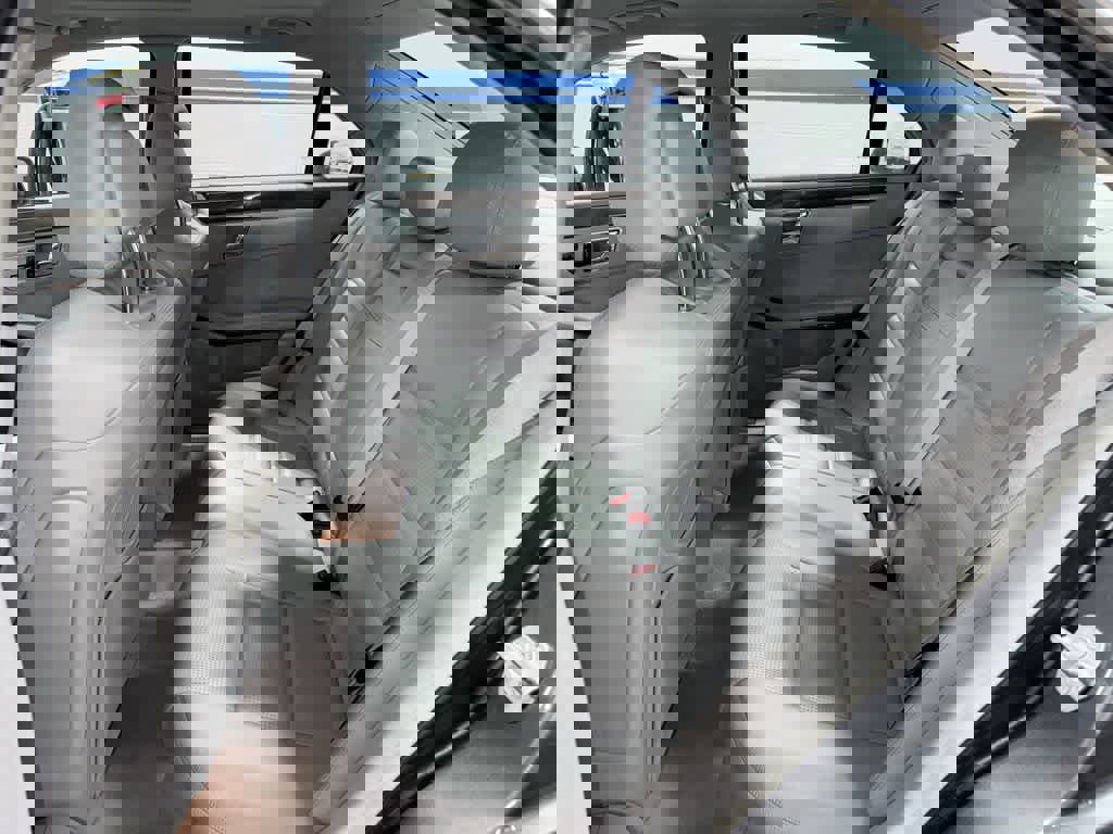 Used 2010 Mercedes-Benz E 63 AMG Sedan image 16