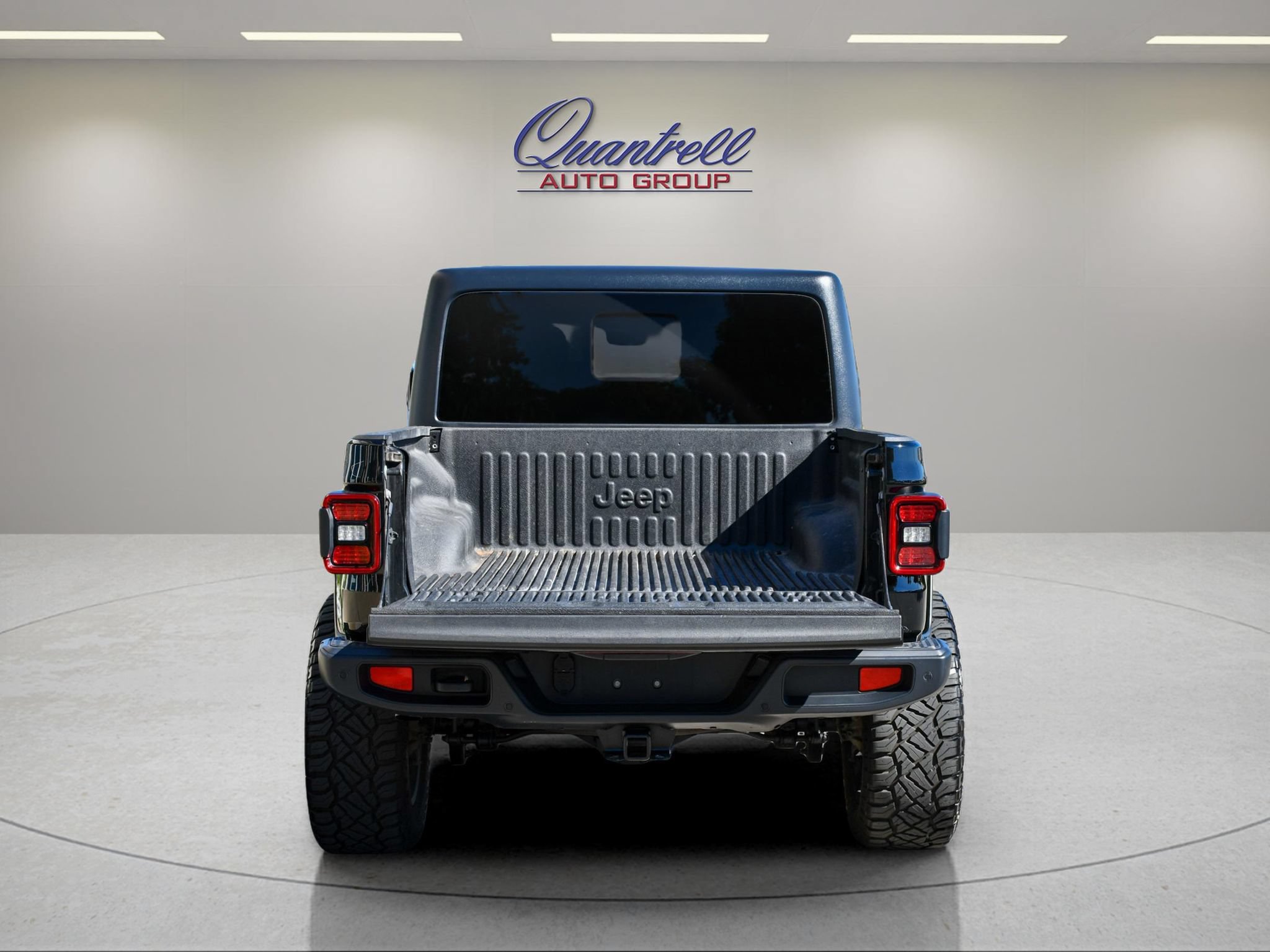 Used 2021 Jeep Gladiator Overland w/ Popular Equipment Package AWD/4WD image 30
