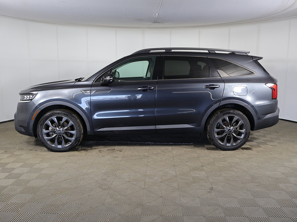 Used 2022 Kia Sorento SX Prestige w/ Rust Color Package AWD/4WD image 18