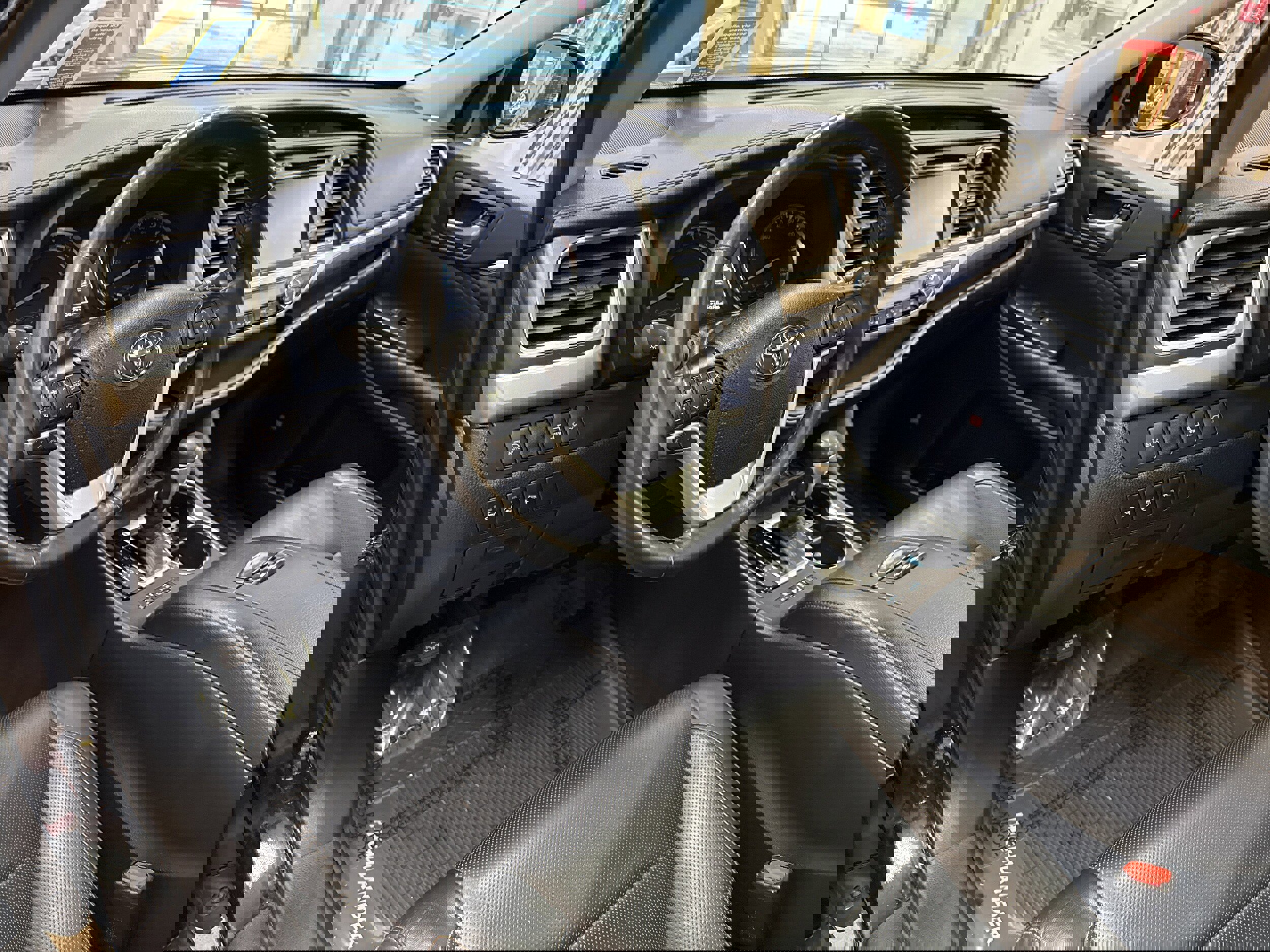 Used 2019 Toyota Highlander Limited Platinum image 51