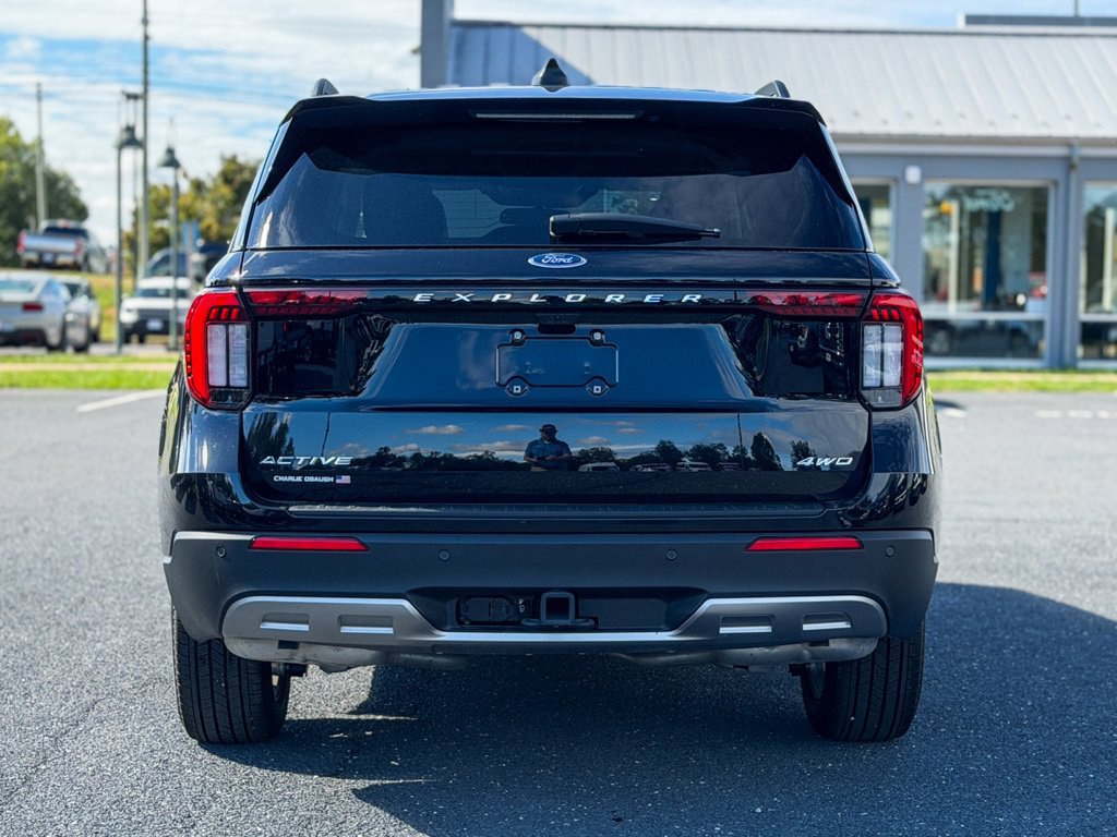 New 2026 Ford Explorer Active w/ Active Comfort Package AWD/4WD image 5