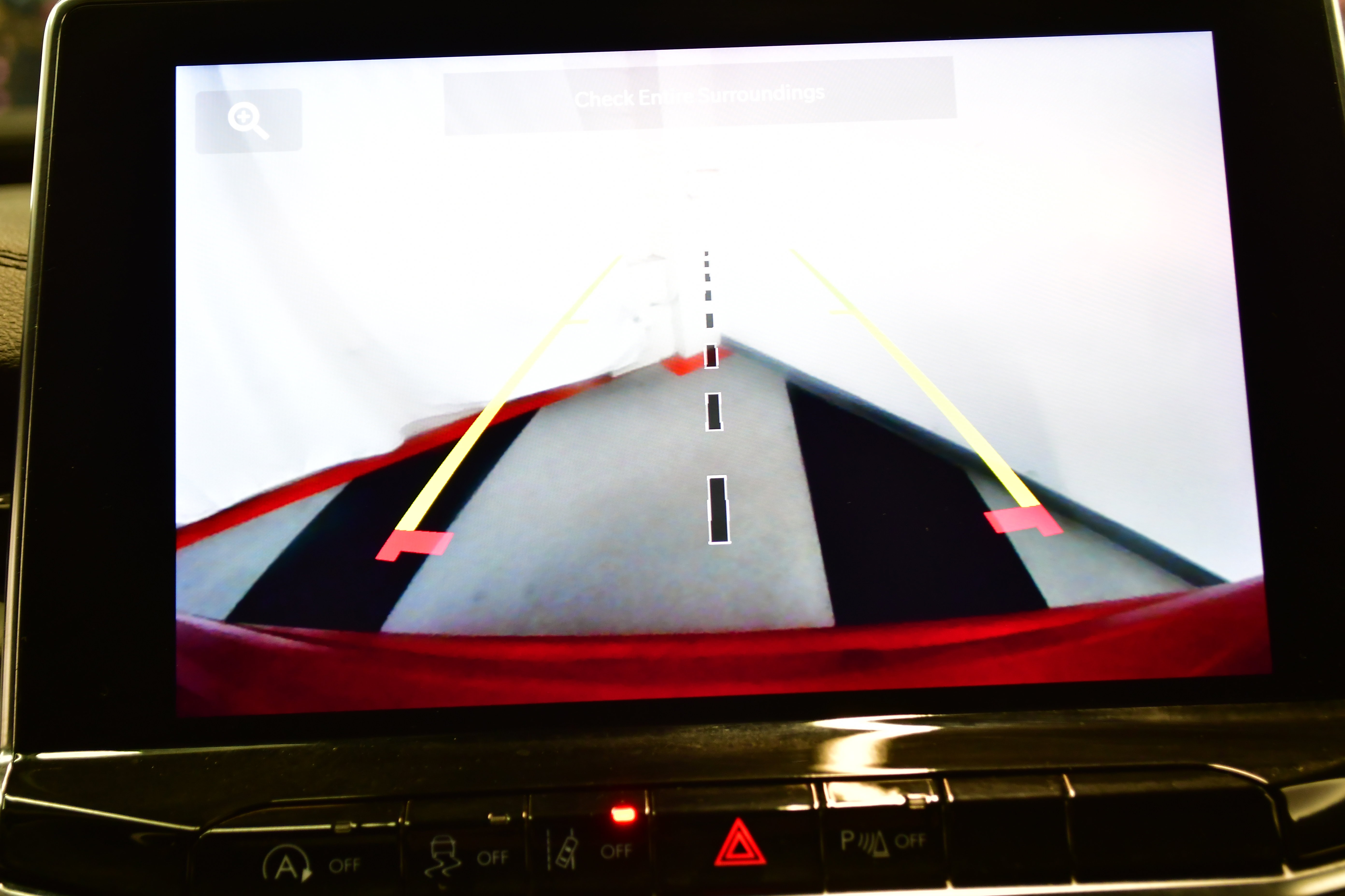 Used 2025 Jeep Compass Limited image 24