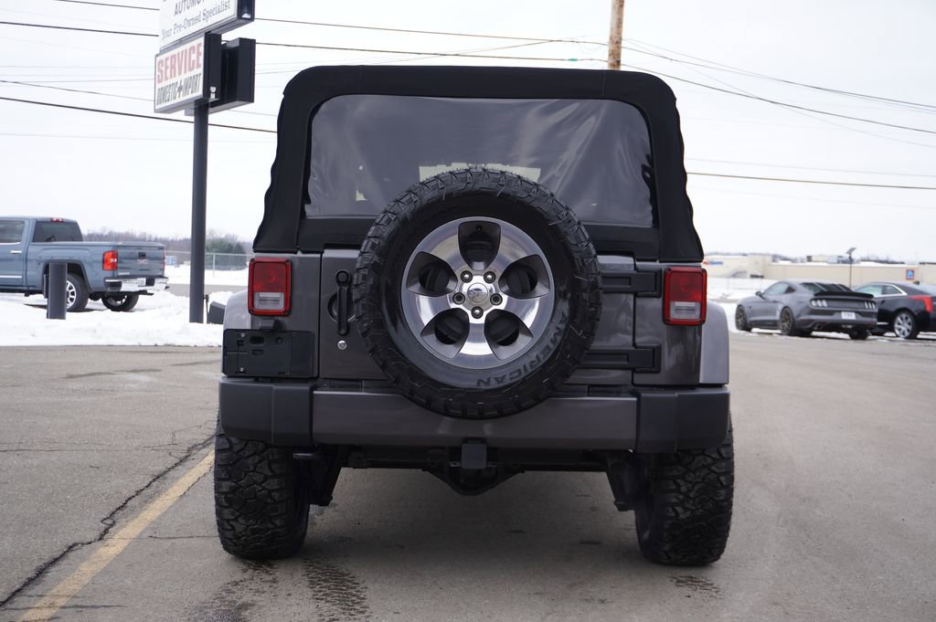 Used 2018 Jeep Wrangler Unlimited Sahara w/ Max Tow Package image 6