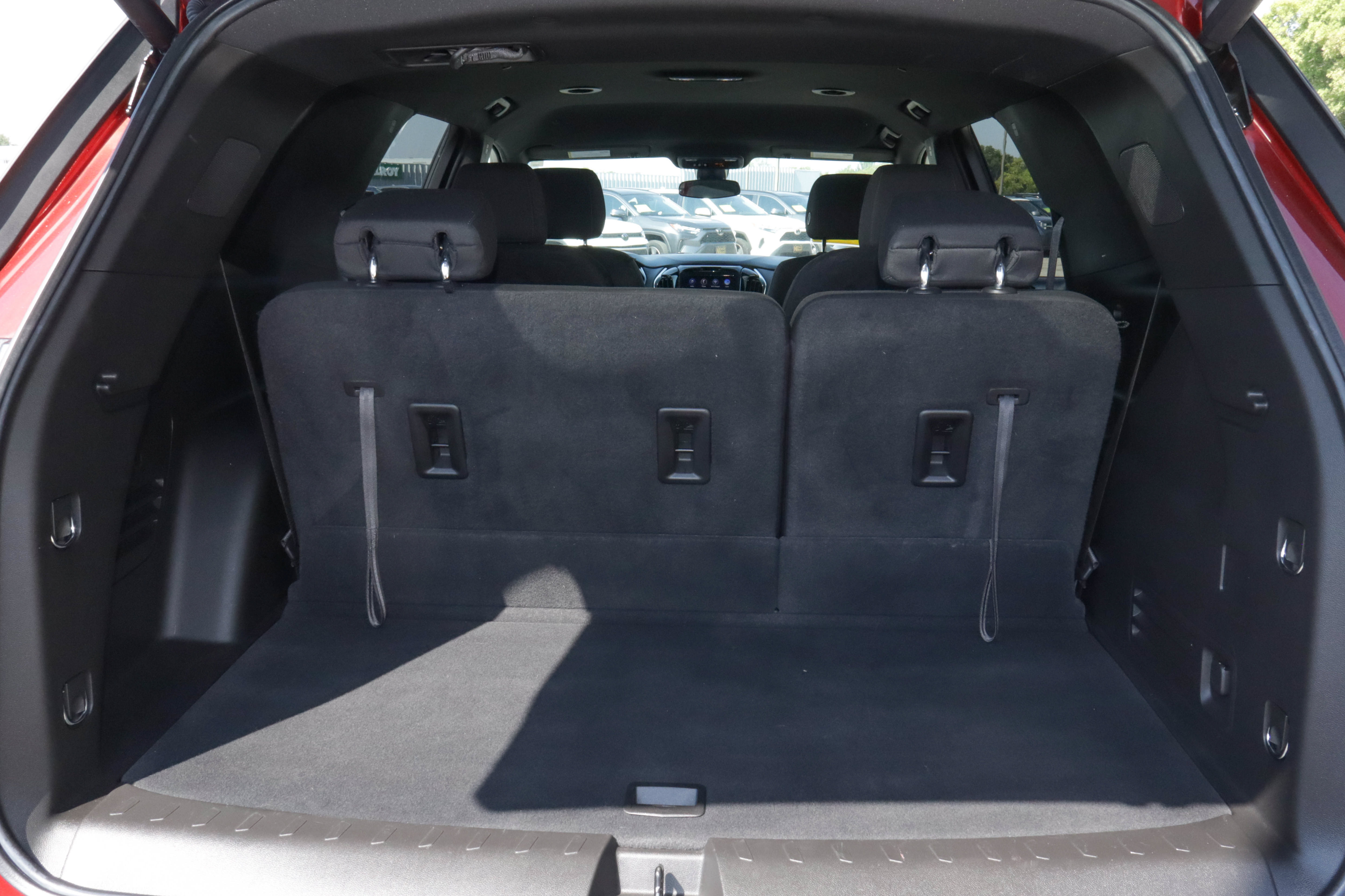 Used 2023 Chevrolet Traverse LT FWD image 10