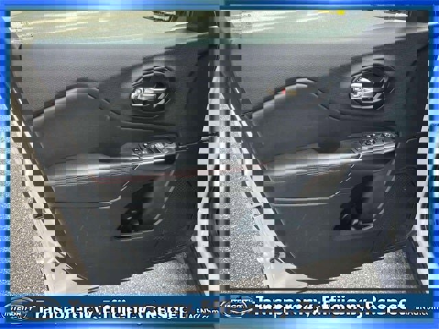 Used 2022 Jeep Cherokee Trailhawk image 16