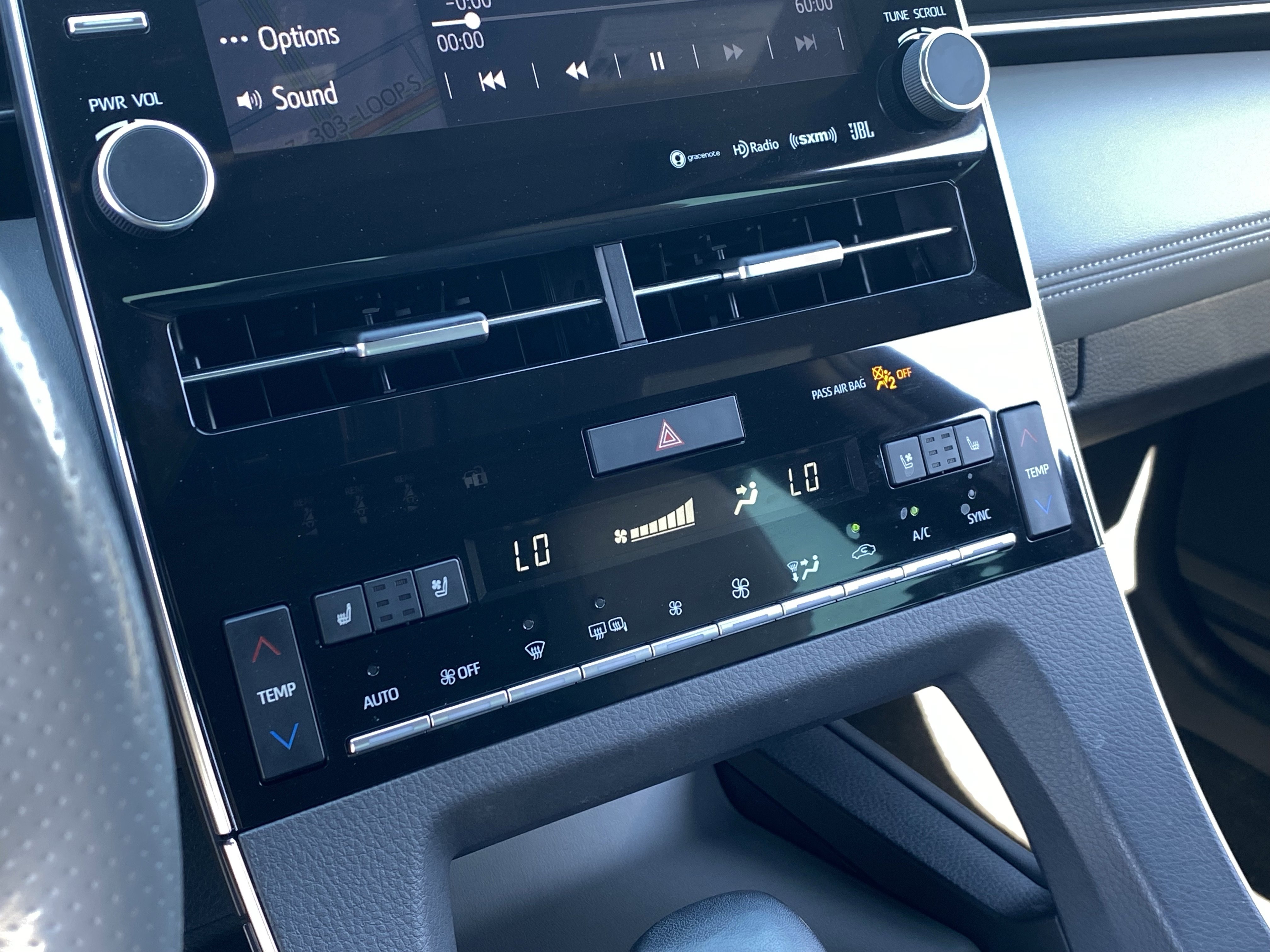 Used 2020 Toyota Avalon Limited w/ Advanced Safety Package FWD image 23