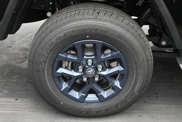 New 2026 Jeep Gladiator Sport AWD/4WD image 37