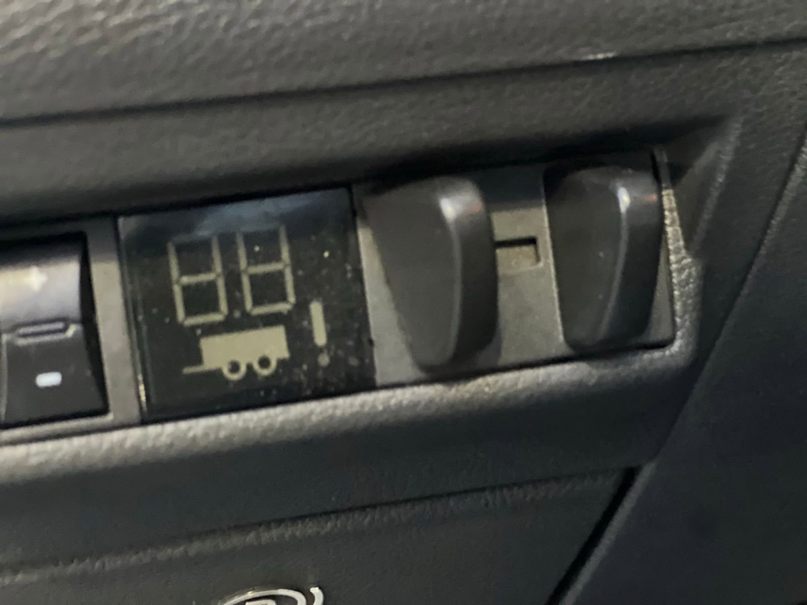 Used 2012 RAM 1500 Express image 27