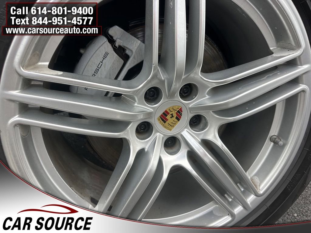 Used 2017 Porsche Macan S image 25