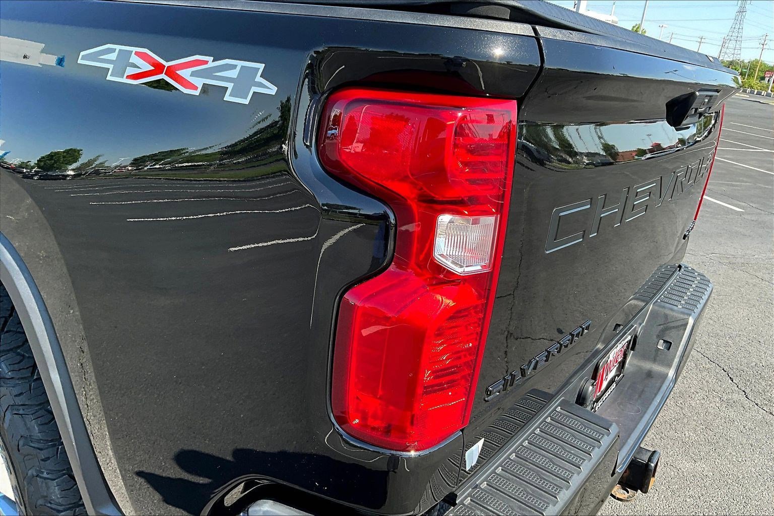 Used 2023 Chevrolet Silverado 2500 Custom w/ Custom Value Package AWD/4WD image 24