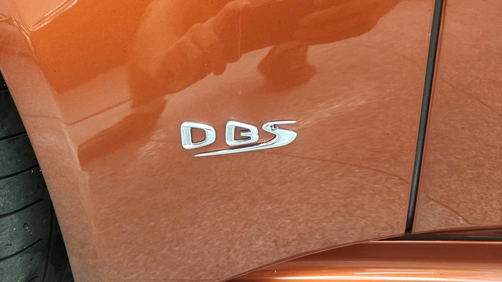 Used 2020 Aston Martin DBS Superleggera RWD image 14