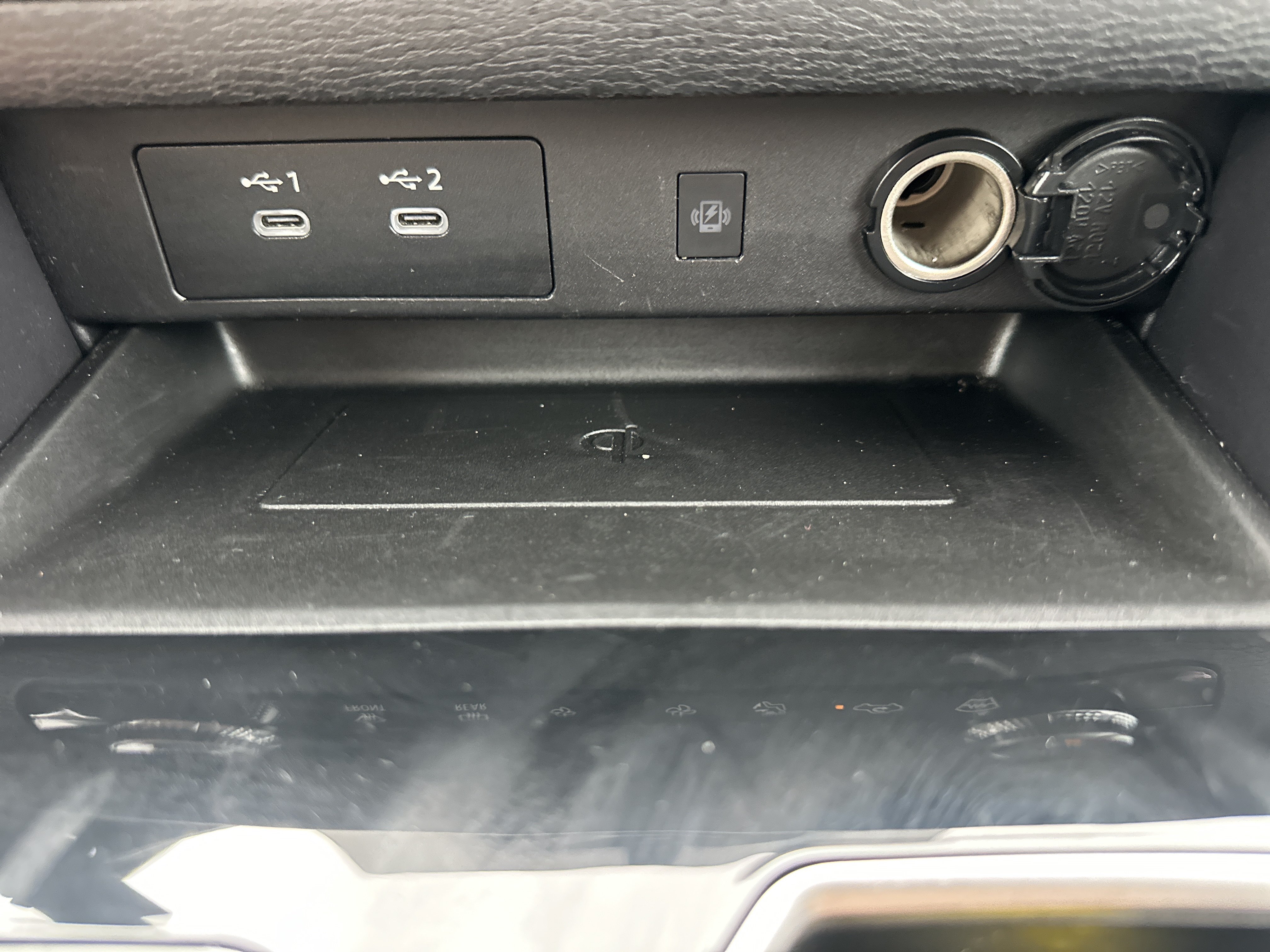 Used 2025 Mitsubishi Outlander SE AWD/4WD image 17