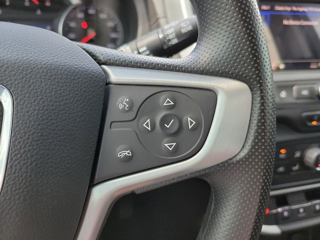 Used 2023 GMC Terrain SLE w/ Driver Convenience Package image 18