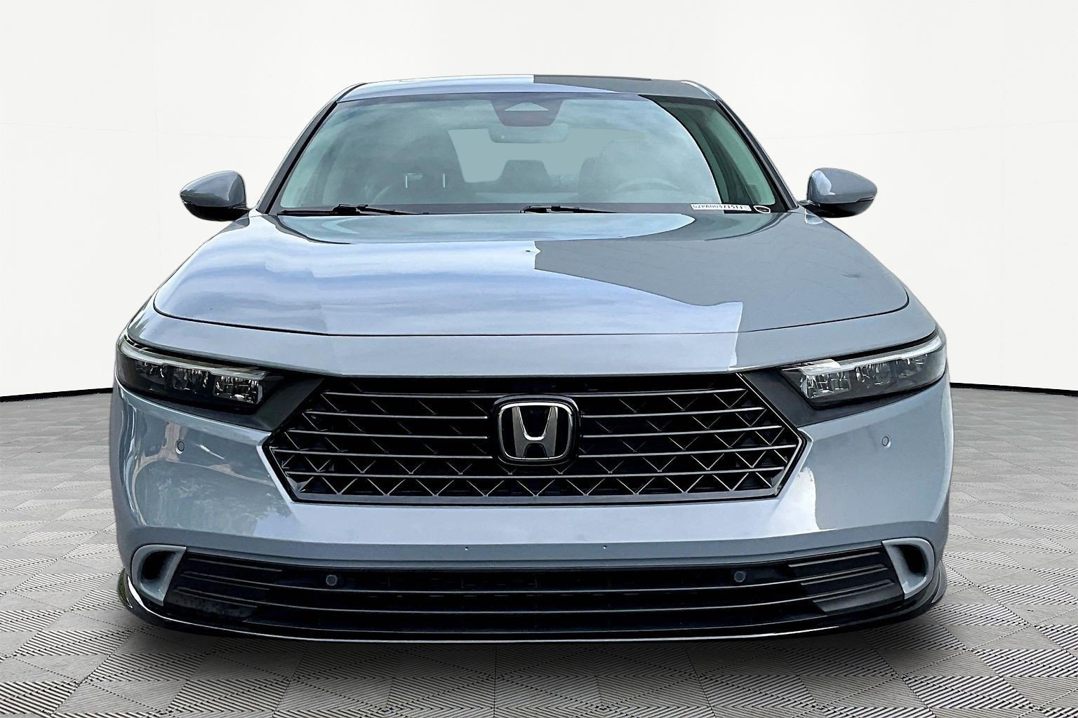 Used 2023 Honda Accord EX-L image 2