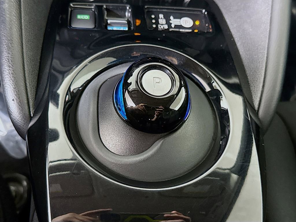 Used 2021 Nissan Leaf SV image 10
