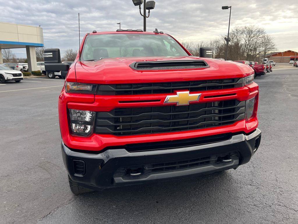 Used 2024 Chevrolet Silverado 2500 Custom w/ Custom Value Package AWD/4WD image 8