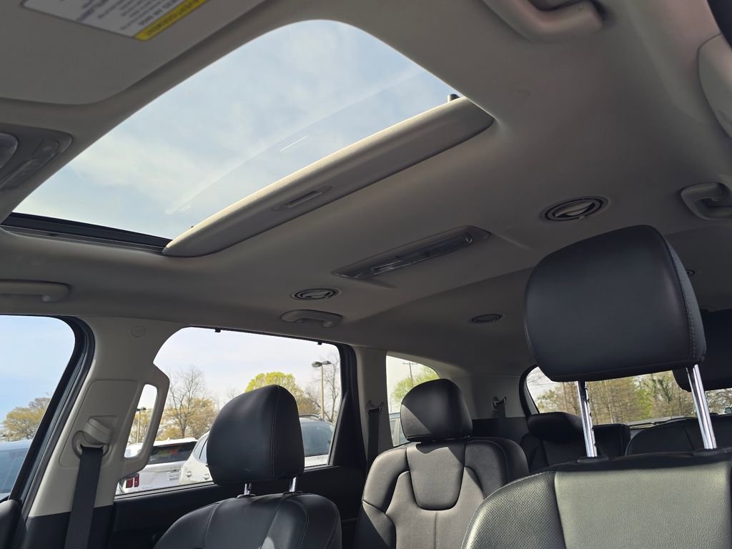 Used 2021 Kia Telluride EX w/ EX Premium Package image 18