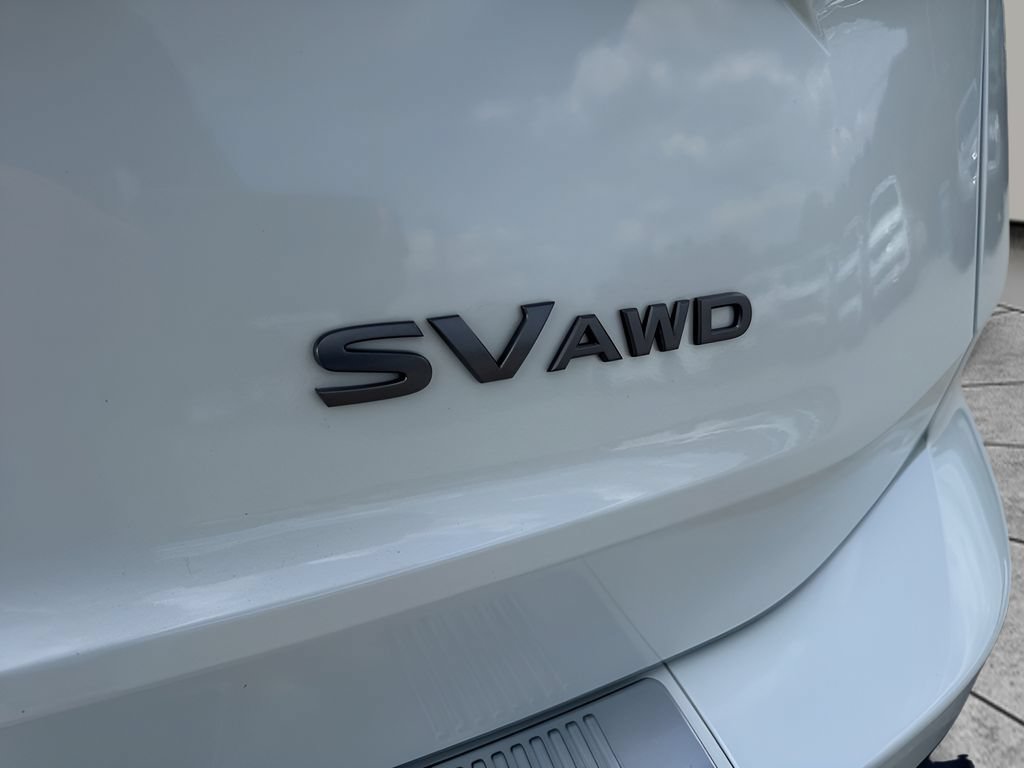 Used 2024 Nissan Rogue SV w/ SV Premium Package AWD/4WD image 32