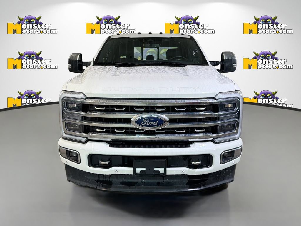 Used 2023 Ford F250 Platinum AWD/4WD image 2