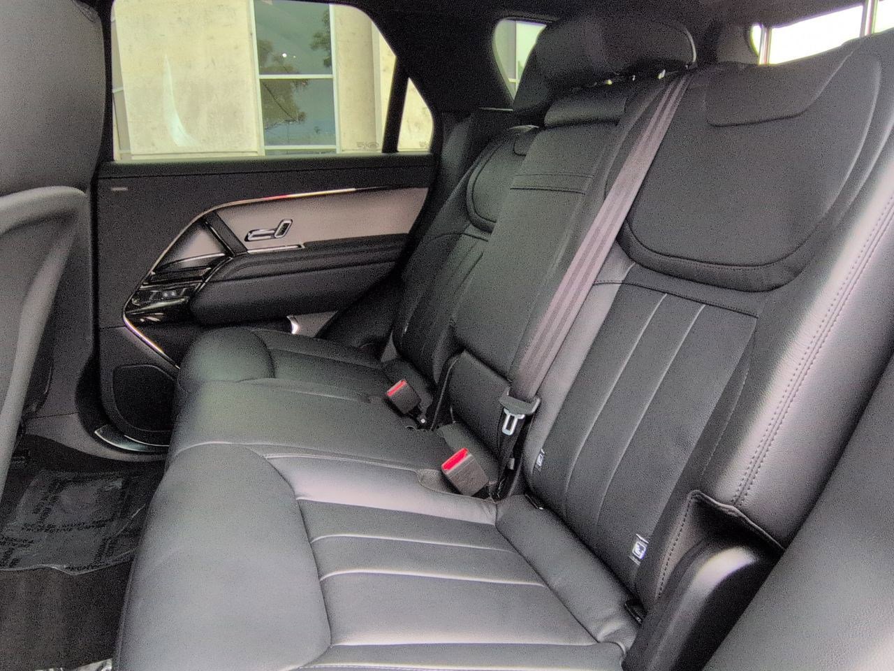 Certified 2025 Land Rover Range Rover Sport AWD/4WD image 23