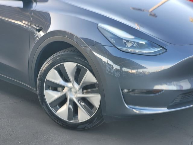 Used 2023 Tesla Model Y Long Range image 3