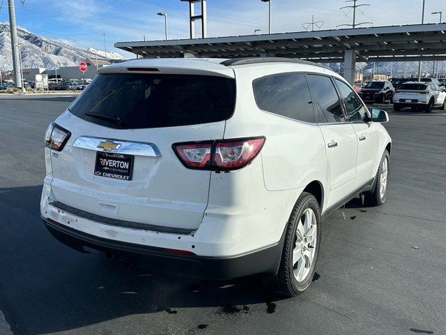 Used 2017 Chevrolet Traverse LT w/ Style and Technology Package image 25