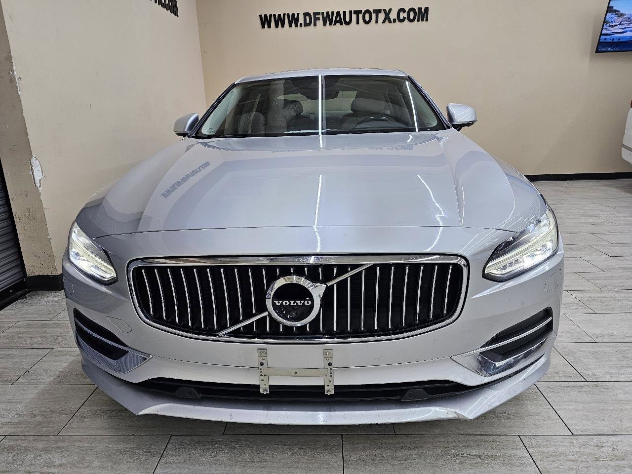 Used 2017 Volvo S90 T6 Inscription w/ Vision Package image 3