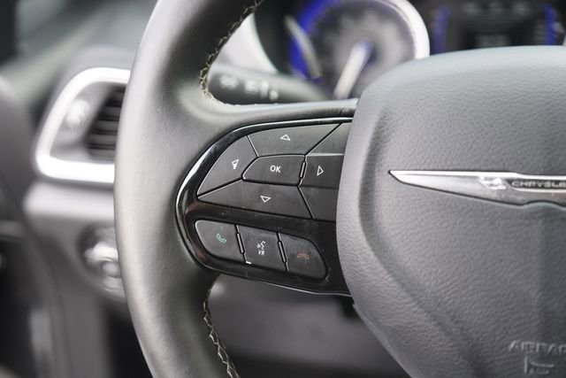 Used 2019 Chrysler Pacifica Touring Plus w/ S Appearance Package FWD image 25