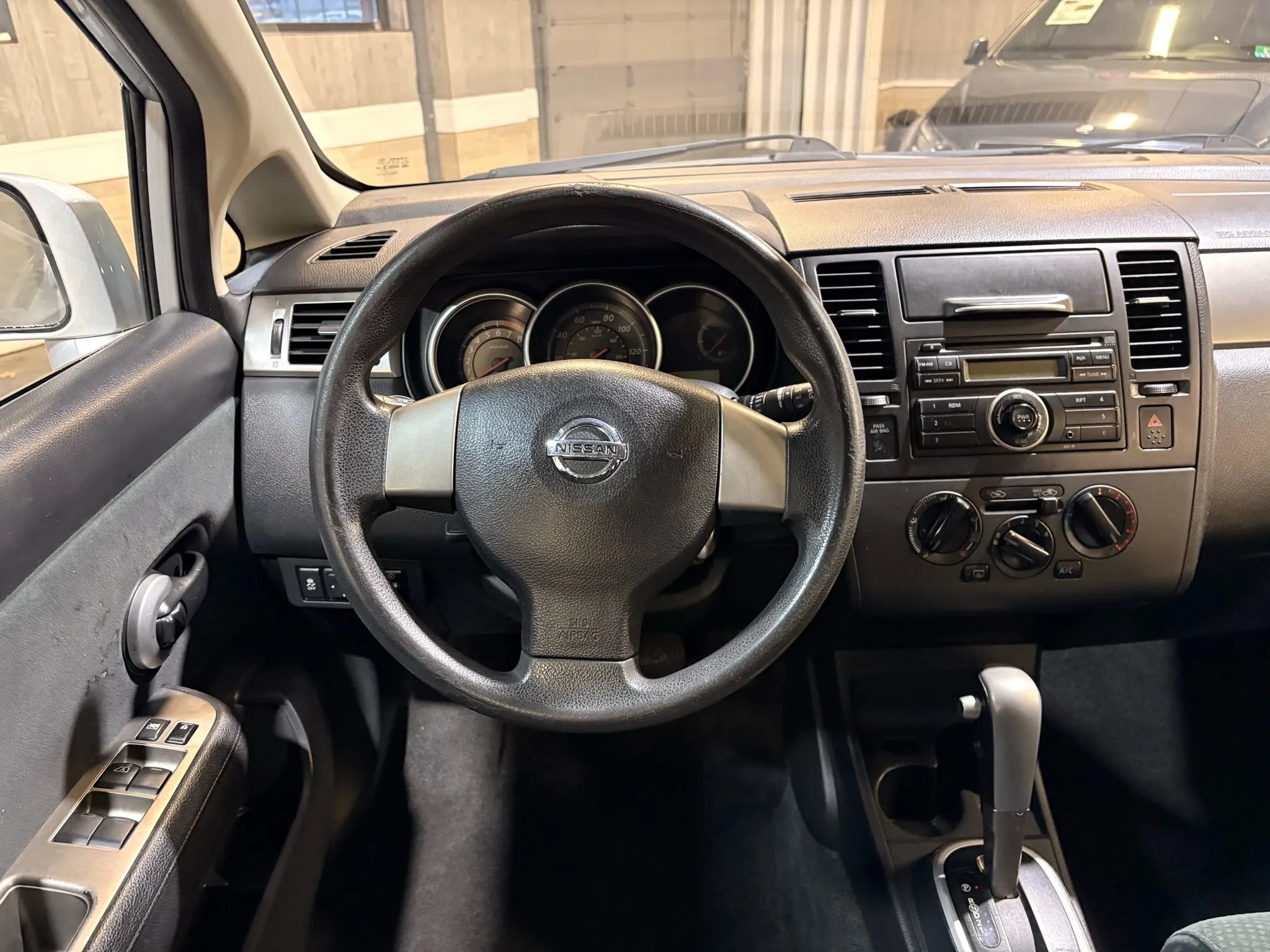 Used 2012 Nissan Versa 1.8 S FWD image 13