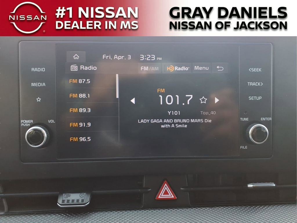 Used 2023 Kia Sportage LX image 16